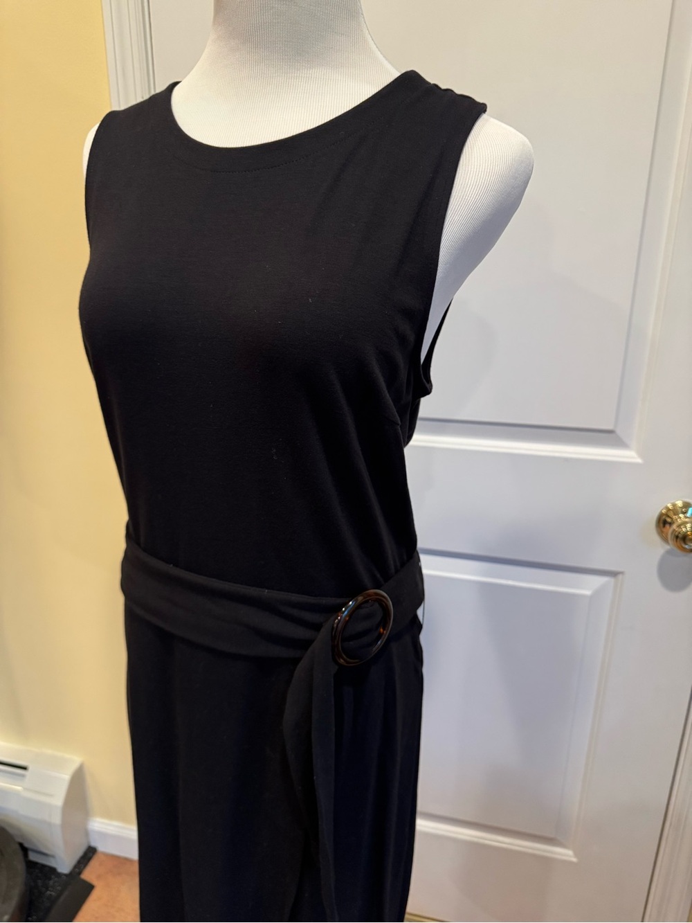 LOFT Black Sleeveless Belted Women’s Dress
